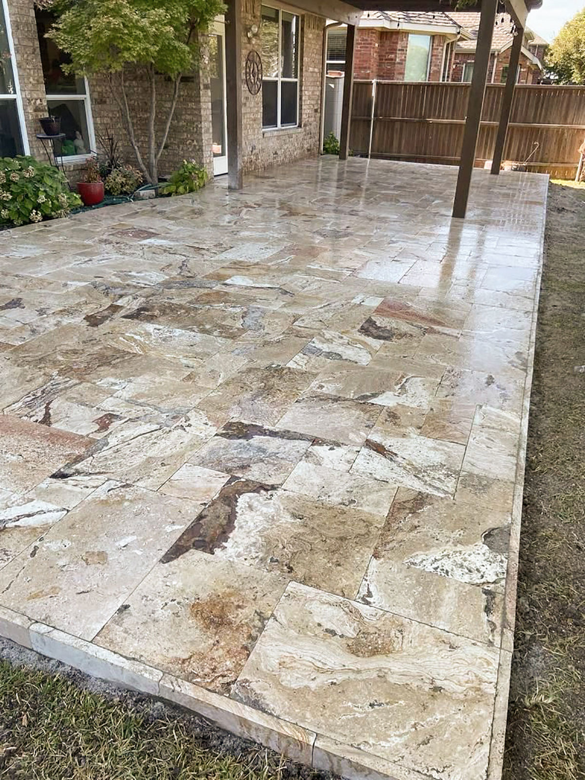 leonardo-travertine-tumbled-pavers