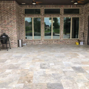 silver-travertine-tumbled-pavers