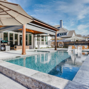 silver-travertine-tumbled-pavers