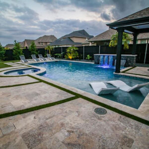 silver-travertine-tumbled-pavers